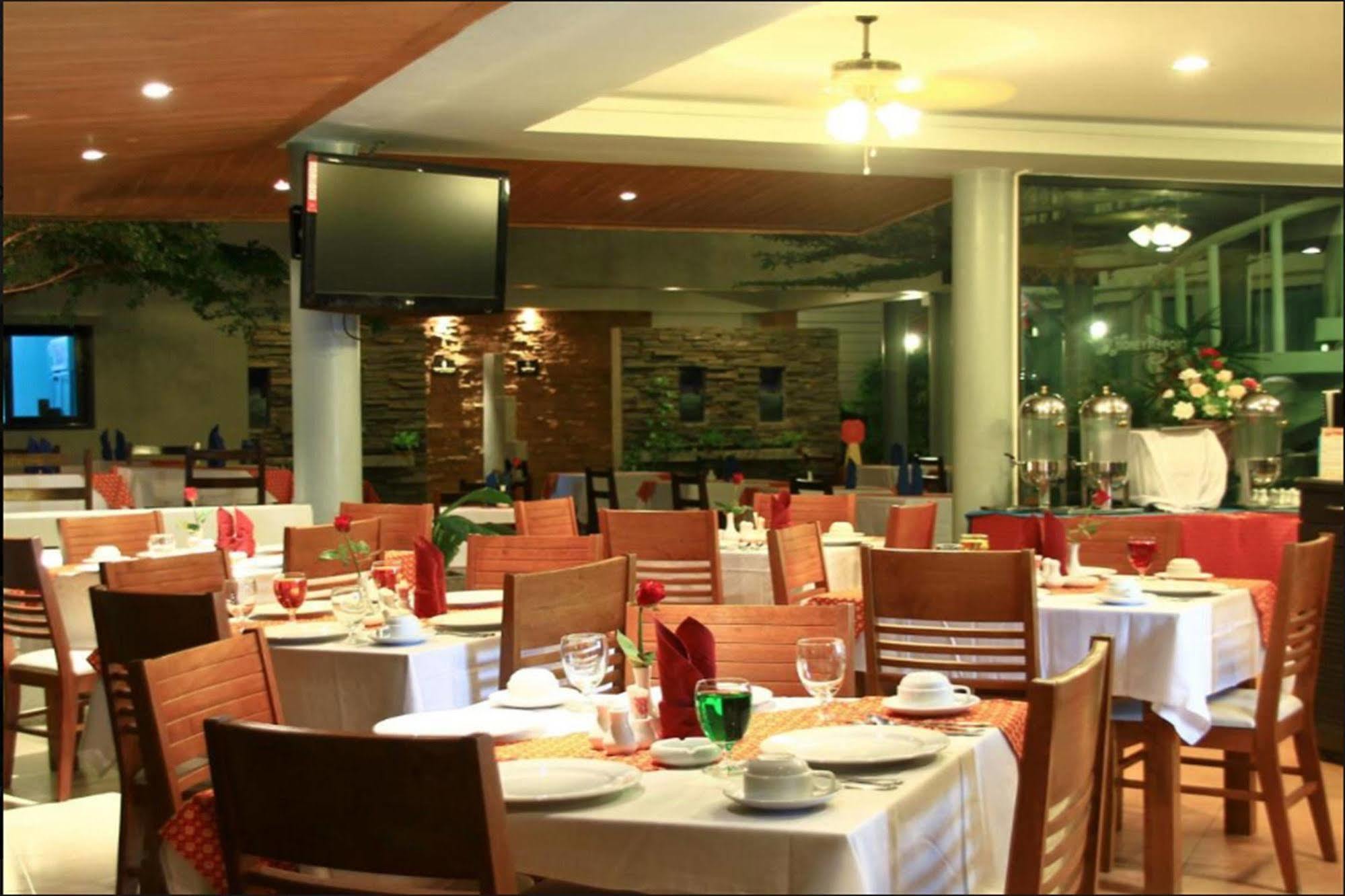 Honey Resort, Kata Beach Exterior photo